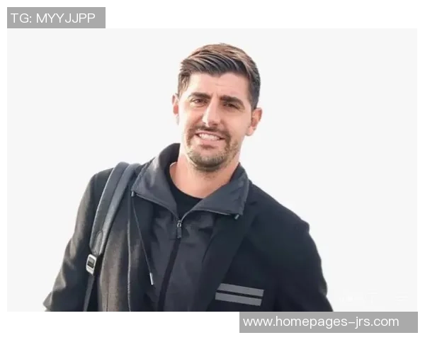 库尔图瓦的守门传奇与足球世界的辉煌瞬间解析